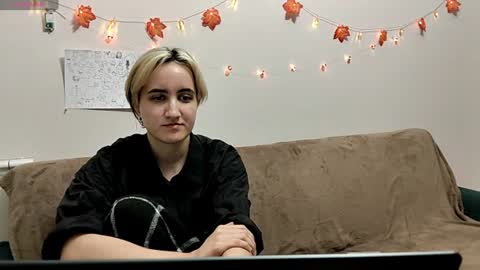miguelgray live room snapshot on Chaturbate
