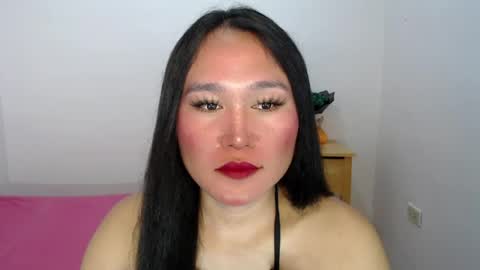 mika_oka momentopname van live room op Chaturbate