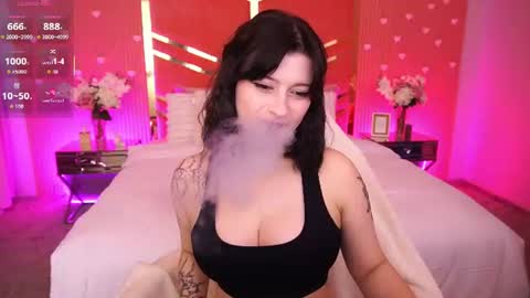 mikiikiwi live room snapshot on Chaturbate