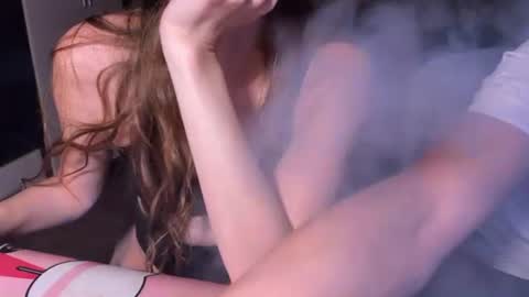 milana_sexwife Momentaufnahme des Live-Raums auf Chaturbate