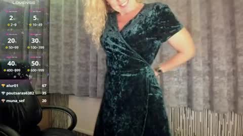 milanna_x live room snapshot on Chaturbate