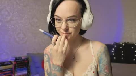 miraskyy momentopname van live room op Chaturbate