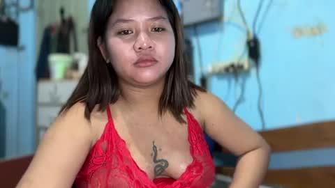 miss_peachyxxx live room snapshot on Chaturbate