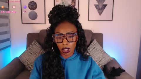missemilie1 Momentaufnahme des Live-Raums auf Chaturbate