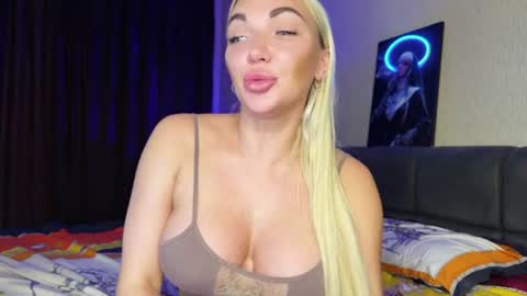 missjesssxx live room snapshot on Chaturbate