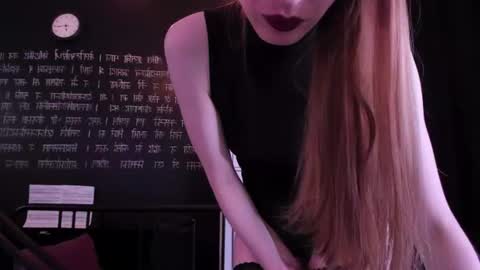 mistress_marlene captura de la sala en vivo en Chaturbate