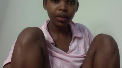 misty_shee live room snapshot on Chaturbate