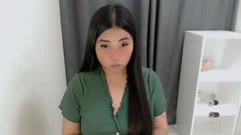 miya_licious Momentaufnahme des Live-Raums auf Chaturbate