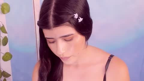 molly_cm live room snapshot on Chaturbate