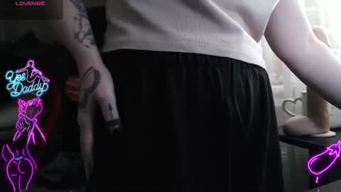 molly_royse captura da sala ao vivo na Chaturbate