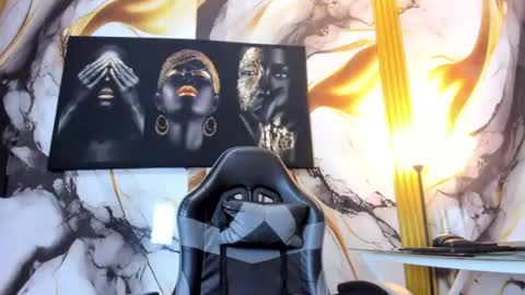 mono_blonde Momentaufnahme des Live-Raums auf Chaturbate