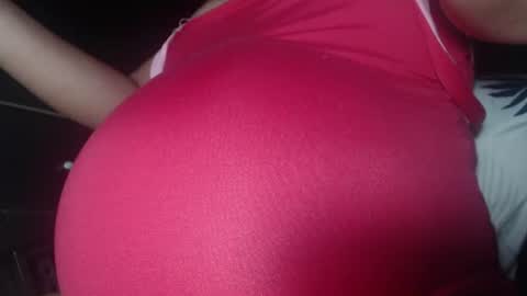 ms_millie11 live room snapshot on Chaturbate