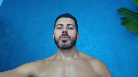 muscularmaster Momentaufnahme des Live-Raums auf Chaturbate