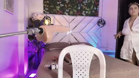 mya_doncella captura de la sala en vivo en Chaturbate