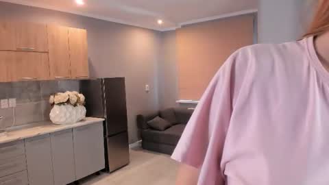 nanceybengochia live room snapshot on Chaturbate