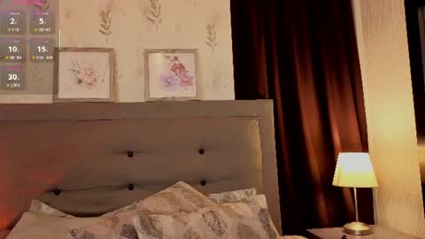 natashablade__ снимок онлайн-комнаты на Chaturbate
