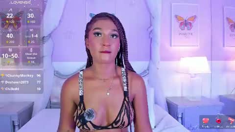 natashamiiller captura de la sala en vivo en Chaturbate