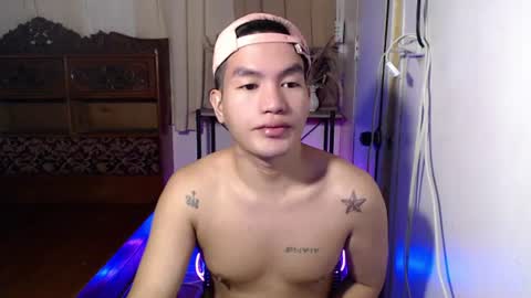 naughty_angelo live room snapshot on Chaturbate