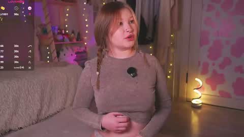 nesthiccduo live room snapshot on Chaturbate