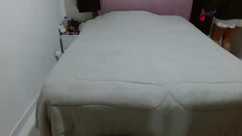 nia_cop Momentaufnahme des Live-Raums auf Chaturbate