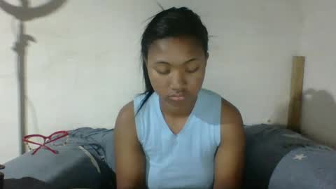 nickiqqyuu Momentaufnahme des Live-Raums auf Chaturbate