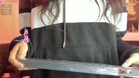 nicky_rouses captura de la sala en vivo en Chaturbate
