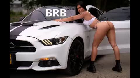 nicole_duran3095 live room snapshot on Chaturbate