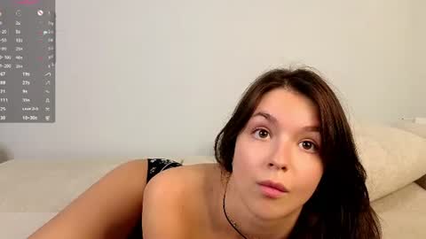 nicolelevis снимок онлайн-комнаты на Chaturbate