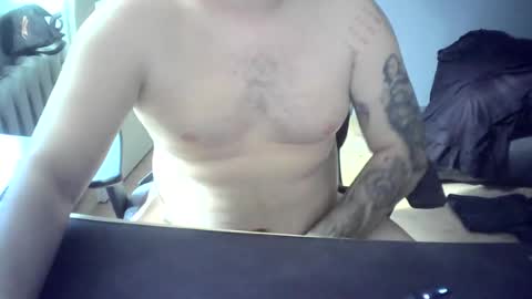 niewidoczny26 Momentaufnahme des Live-Raums auf Chaturbate