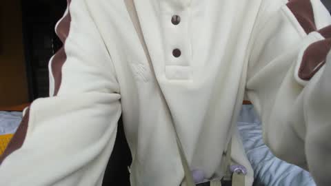 nilliluv live room snapshot on Chaturbate