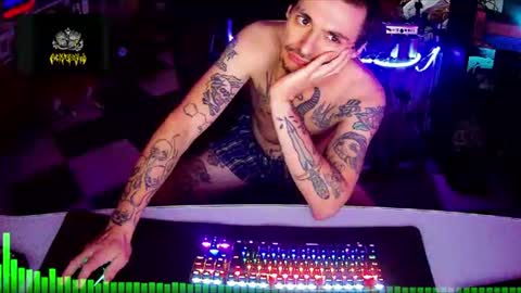 niniotrifasiko captura de la sala en vivo en Chaturbate