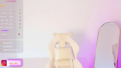 nix_kyy captura de la sala en vivo en Chaturbate