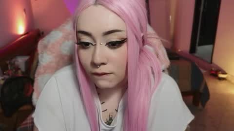 nova_gara captura da sala ao vivo na Chaturbate