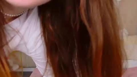 oliviabrayan momentopname van live room op Chaturbate
