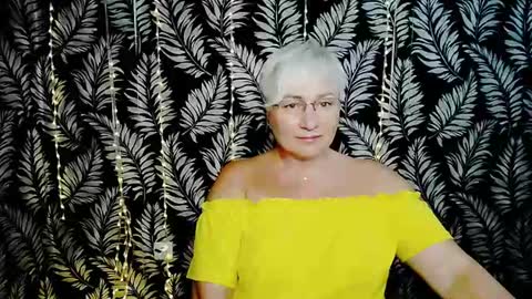 oliviaoskar_ captura de la sala en vivo en Chaturbate