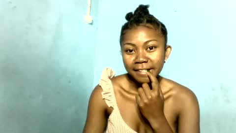 olvana49 momentopname van live room op Chaturbate