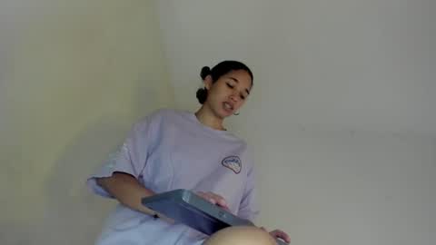 palomajones1 live room snapshot on Chaturbate