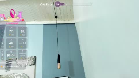 pamelaflores снимок онлайн-комнаты на Chaturbate