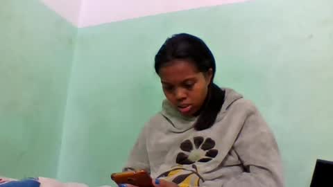 pamellah2547 live room snapshot on Chaturbate