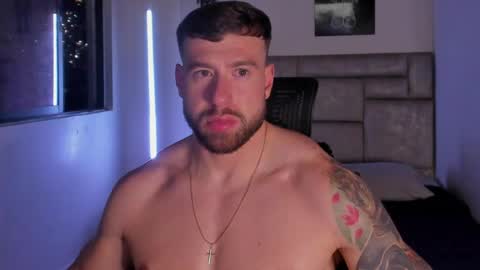 paul_roger live room snapshot on Chaturbate