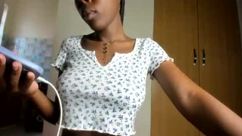 peachynaughty Momentaufnahme des Live-Raums auf Chaturbate