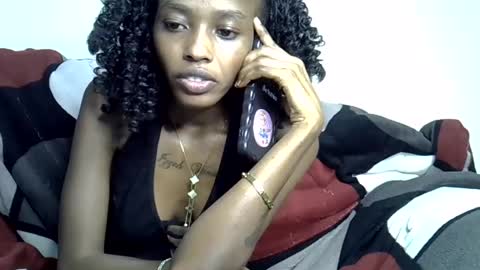petitekittyy снимок онлайн-комнаты на Chaturbate
