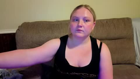phatassblond Momentaufnahme des Live-Raums auf Chaturbate