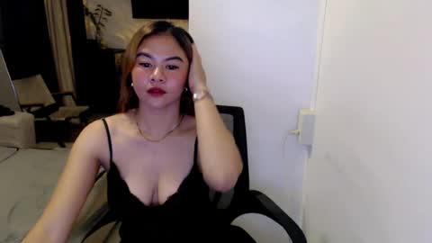 pinaycatherinexxx Momentaufnahme des Live-Raums auf Chaturbate