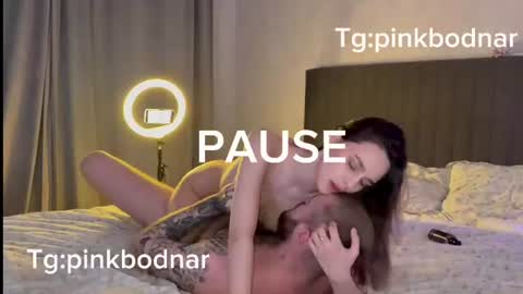 pinkbodnar_ Momentaufnahme des Live-Raums auf Chaturbate