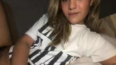 pinky_skylar Momentaufnahme des Live-Raums auf Chaturbate