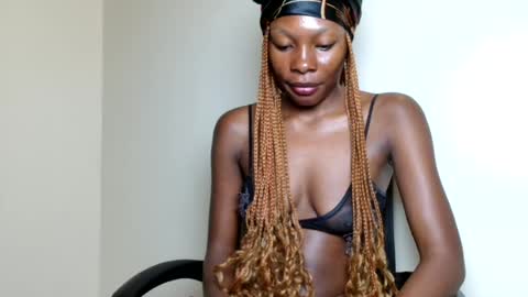 prettysmile_50 captura de la sala en vivo en Chaturbate