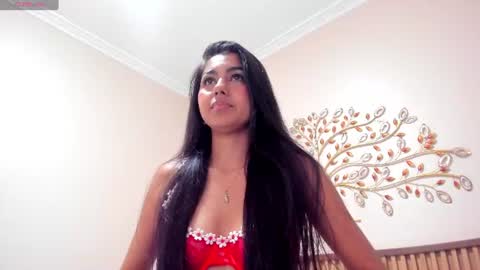 princesslittle_4u live room snapshot on Chaturbate