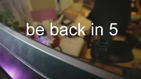 qu1nnifer captura de la sala en vivo en Chaturbate