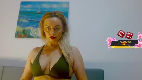 ramonaanca99 Momentaufnahme des Live-Raums auf Chaturbate